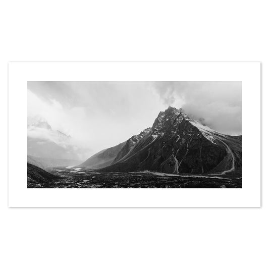 Nepal - #92 BW